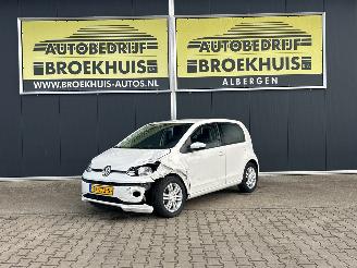 damaged passenger cars Volkswagen Up! 1.0 BMT high up! 2019/6