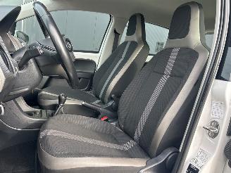 Volkswagen Up! 1.0 BMT high up! picture 16