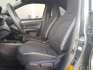 Toyota Aygo 1.0 VVT-i MT Pulse picture 11