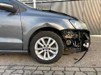 Volkswagen Polo 1.4-16V Trendline picture 9