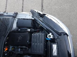 Volkswagen Golf 1.6 TDI Comfortline BlueMotion picture 12