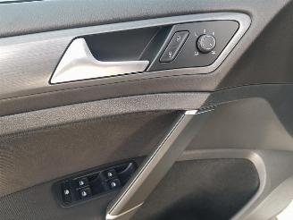 Volkswagen e-Golf e-Golf picture 22