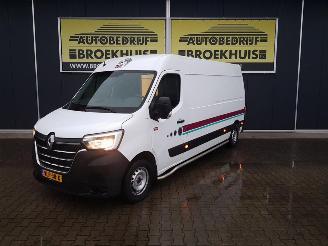 damaged commercial vehicles Renault Master T35 2.3 dCi 150 L3H3 Energy Comfort 2021/9
