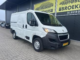 Peugeot Boxer 330 2.0 BlueHDI L1H1 Premium picture 6