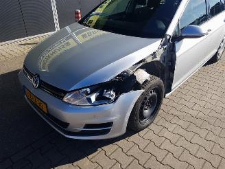 Volkswagen Golf 1.6 TDI Comfortline BlueMotion picture 10