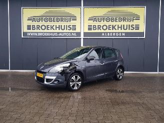 Auto incidentate Renault Scenic 2.0 Bose Automatic 2011/5