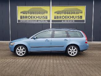 Volvo V-50 2.4 Momentum picture 2