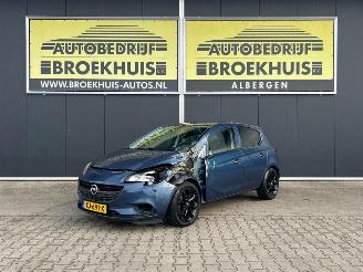 damaged passenger cars Opel Corsa 1.4-16V Cosmo 2016/2