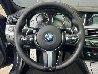 BMW M550 5-serie Touring M550xd picture 15
