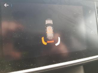 Peugeot 308 SW 1.2 PureTech Blue Lease Executive picture 22