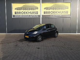 Schadeauto Toyota Aygo 1.0 VVT-i Comfort 2012/10
