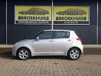 Suzuki Swift 1.3 GA picture 2