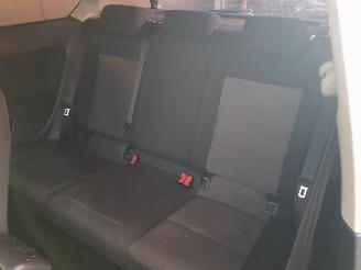 Volkswagen Golf 1.2 TSI Trendline picture 14