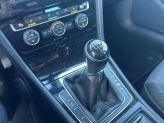 Volkswagen Golf 1.2 TSI Highline picture 20