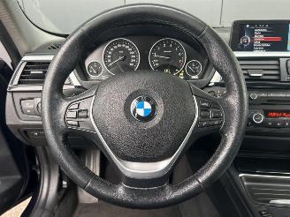 BMW 3-serie 320i xDrive High Executive picture 18