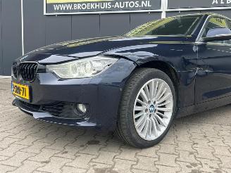 BMW 3-serie 320i xDrive High Executive picture 12