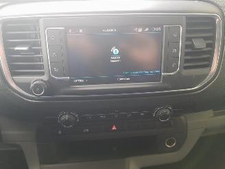 Peugeot Expert 2.0 BlueHDI 120 Standard Premium picture 14