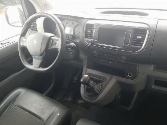 Peugeot Expert 2.0 BlueHDI 120 Standard Premium picture 10