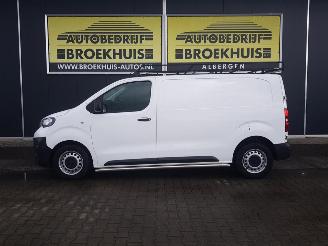 Peugeot Expert 2.0 BlueHDI 120 Standard Premium picture 2