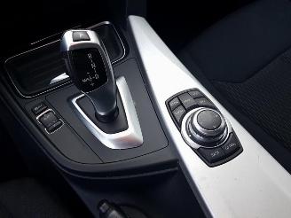 BMW 3-serie 320i Executive picture 21