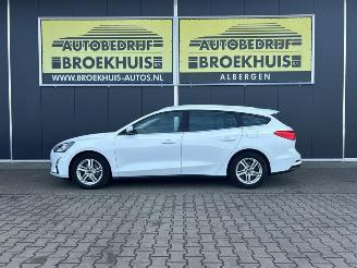 Ford Focus Wagon 1.0 EcoBoost Trend Edition Business picture 2