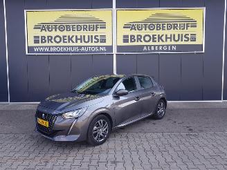 Unfallwagen Peugeot 208 1.2 PureTech Active Pack 2021/11
