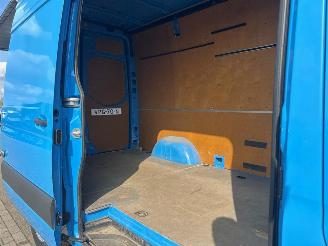 Mercedes Sprinter 317 1.9 CDI L2H2 RWD picture 16