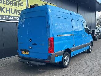 Mercedes Sprinter 317 1.9 CDI L2H2 RWD picture 6