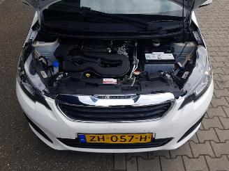 Peugeot 108 1.0 e-VTi Active picture 10