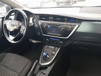 Toyota Auris 1.8 Hybrid Lease picture 19