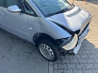 Audi A2 A2 (8Z0), Hatchback, 2000 / 2005 1.4 16V picture 11