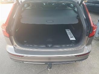 Volvo V-60 2.0 T6 Twin Engine AWD Inscription picture 17