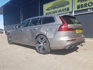 Volvo V-60 2.0 T6 Twin Engine AWD Inscription picture 8