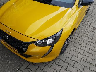 Peugeot 208 1.2 PureTech Allure Pack picture 10