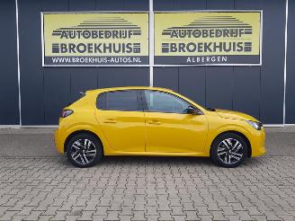 Peugeot 208 1.2 PureTech Allure Pack picture 4