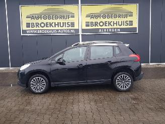 Peugeot 2008 1.2 VTi Active Pack Premium Automatic picture 2