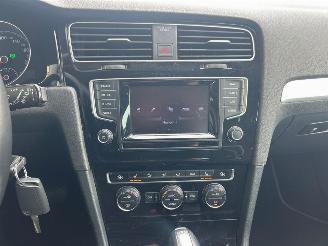 Volkswagen Golf Variant 1.2 TSI Business Edition Connected R picture 17
