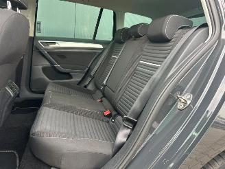 Volkswagen Golf Variant 1.2 TSI Business Edition Connected R picture 14