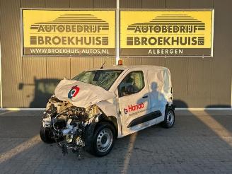 Auto da rottamare Peugeot Partner Partner (EA//EF/EN/EU), Van, 2018 1.5 BlueHDi 100 2024/9