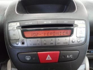 Peugeot 107 107, Hatchback, 2005 / 2014 1.0 12V picture 22