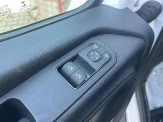 Mercedes Sprinter Sprinter 3,5t (907.6/910.6), Van, 2018 317 CDI 2.0 D RWD picture 15