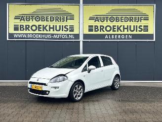 damaged passenger cars Fiat Punto Evo 0.9 TwinAir Sempre 2018/4