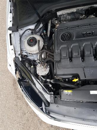 Volkswagen Golf 1.6 TDI Comfortline SOUND-Edition picture 12