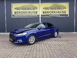 Coche accidentado Ford Mondeo 1.5 TDCi Titanium 2016/8