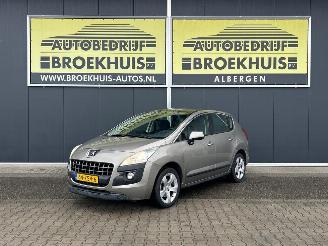 demontáž osobní automobily Peugeot 3008 1.6 THP Active 2013/2