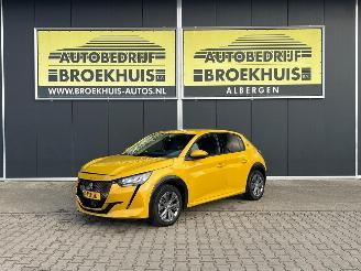 Vaurioauto  passenger cars Peugeot e-208 EV Blue Lease Active 50 kWh 2021/2