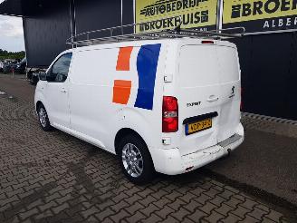 Peugeot Expert 2.0 BlueHDI 120 Standard Asphalt picture 8