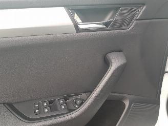 Skoda Superb Combi 1.4 TSI ACT Ambition Business picture 27