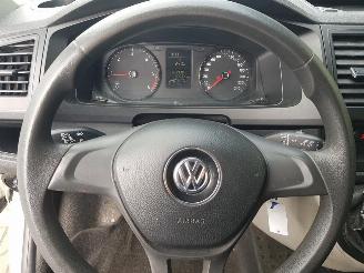 Volkswagen Transporter 2.0 TDI L2H3 Highline Koelwagen picture 16