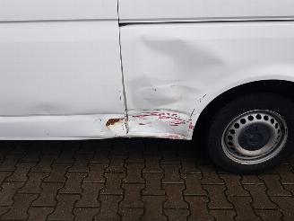 Volkswagen Transporter 2.0 TDI L2H3 Highline Koelwagen picture 10